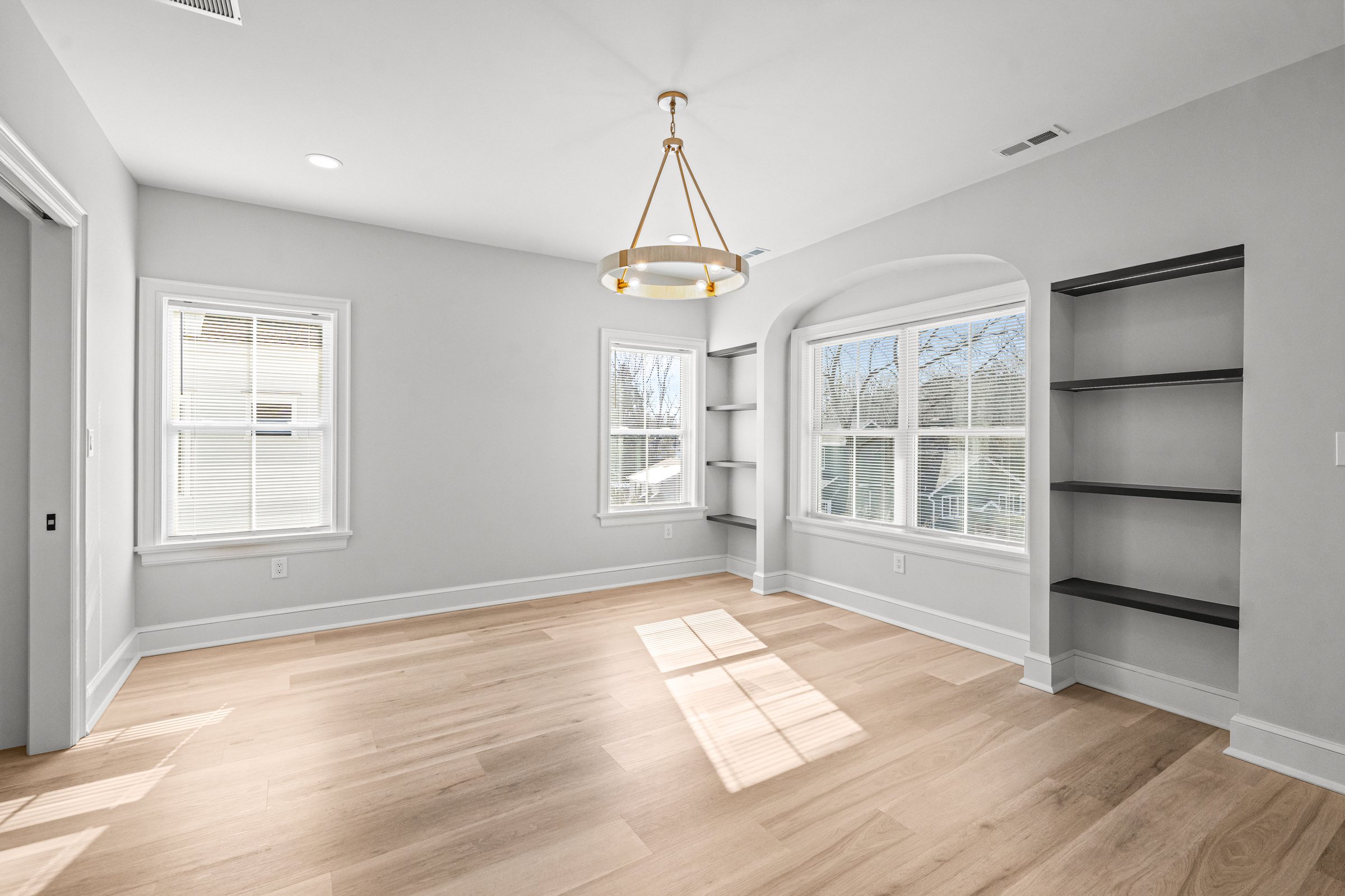 108 Secondary Bedroom Unstaged